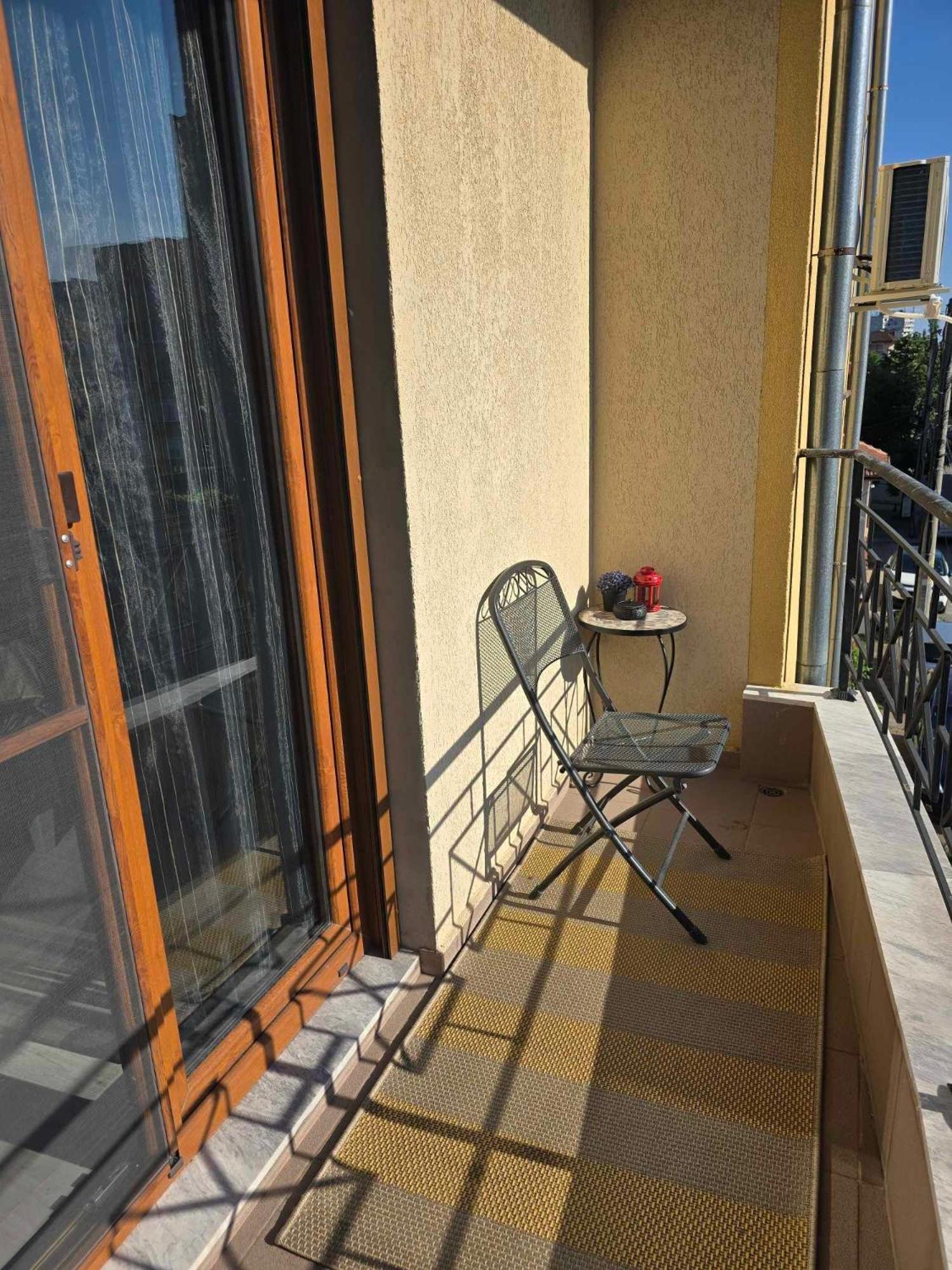 Luxury City Centre Appartment Iva Sliven Exterior photo